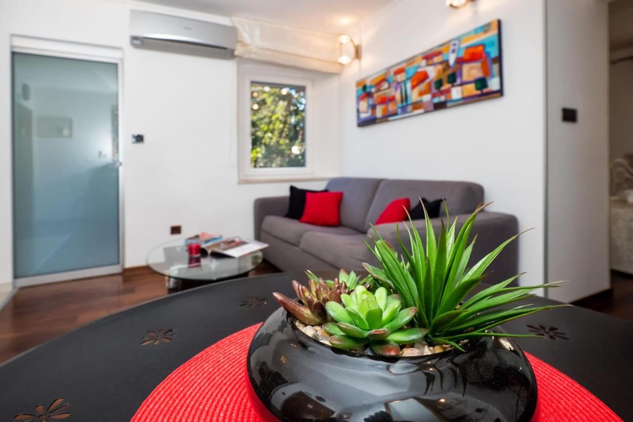 Central Luxury Apartment Xenia Split Exterior foto
